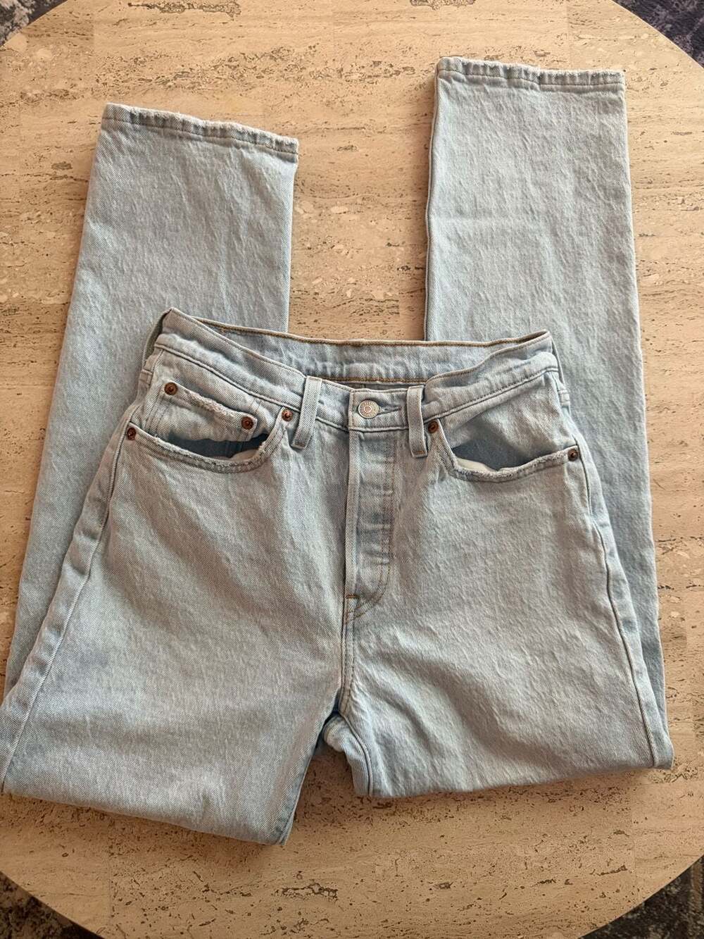 Levi's 501 Original Fit Button Fly Jeans in Light Wash
